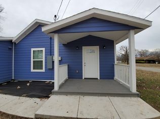 309 E Davis St, Howe, TX 75459