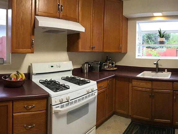 3rd image of 3953 Oneill Dr