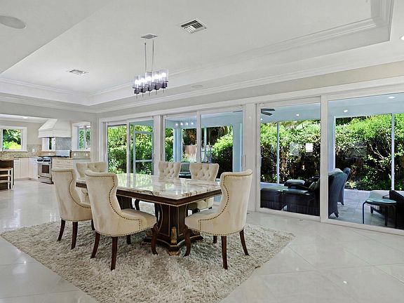 4th image of 4535 Oak Tree Court