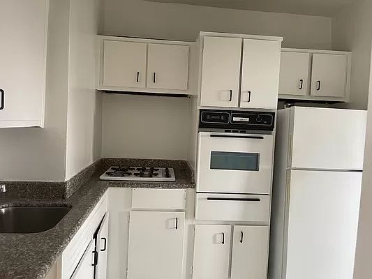 1st image of 133-24 Sanford Ave #10F