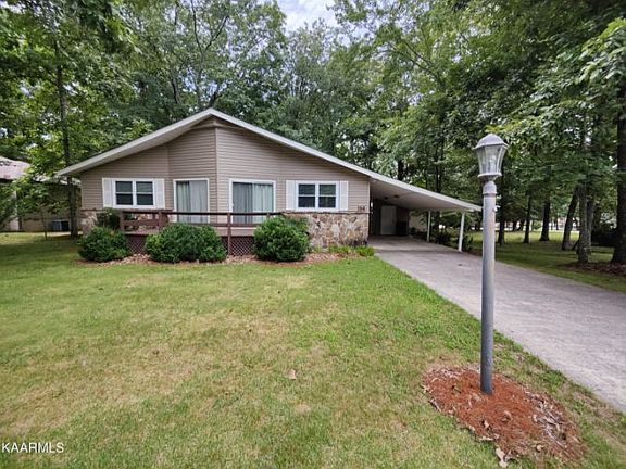 2nd image of 136 Snead Dr