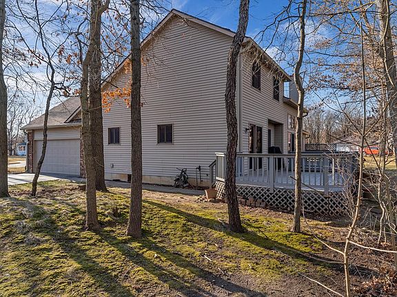 4th image of 11262 Youngstree Ct
