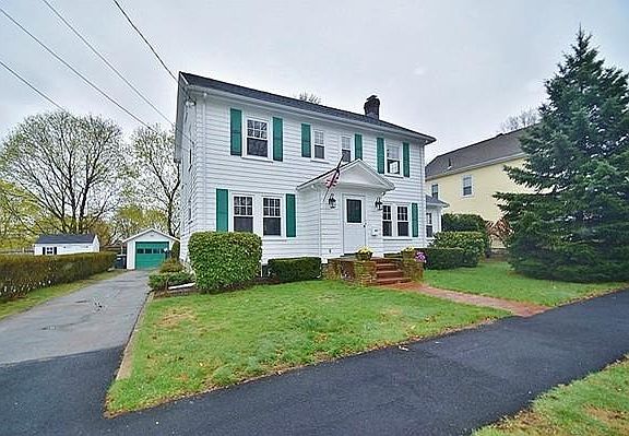 2nd image of 162 Oakdale Ave