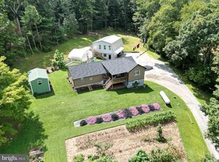 16 Schoolhouse Rd, Kirkwood, PA 17536