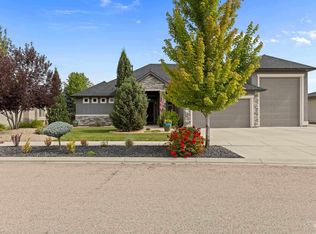 6098 W Striker Ct, Eagle, ID 83616