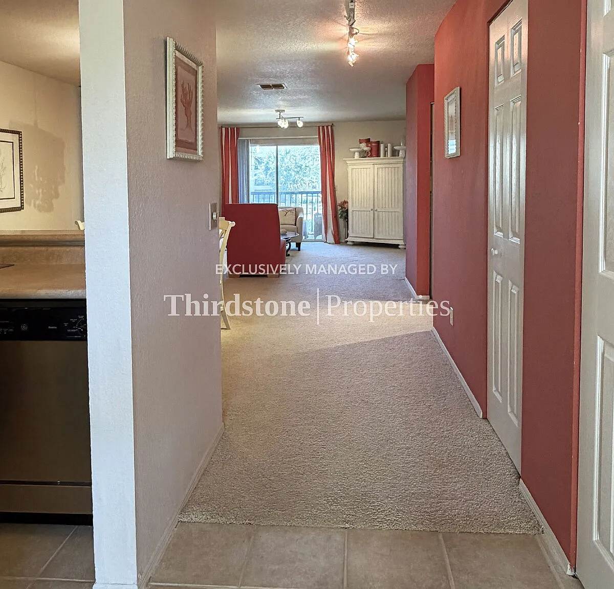 FREE Applications - Water views from condo — Photo 4