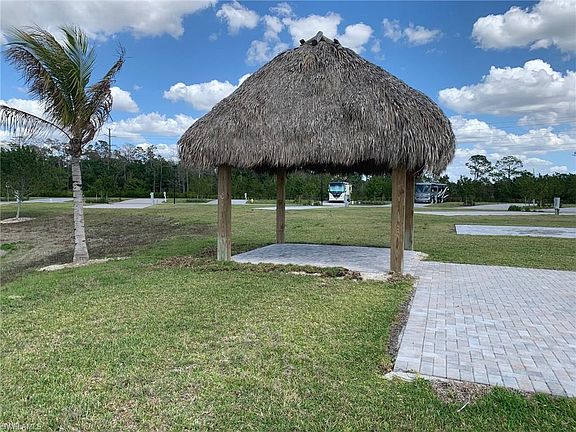 4th image of 5661 Laguna Caribe CIR