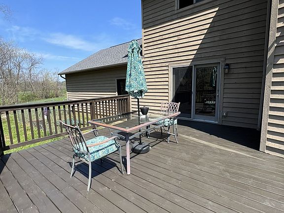 3rd image of 7865 Stone Castle Rd