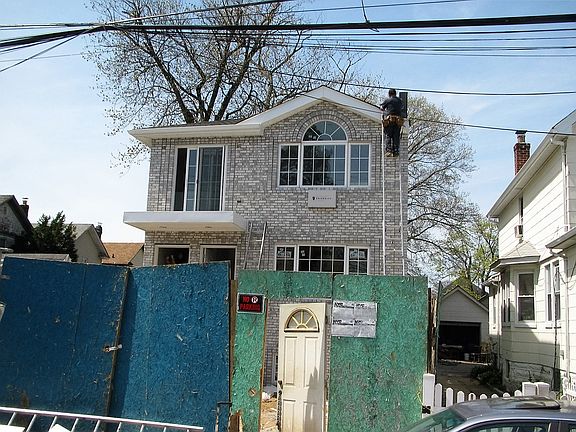 2nd image of 13418 221st St