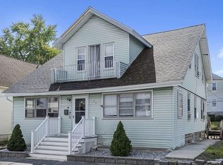 22 Fairmont Ave, Worcester, MA 01604