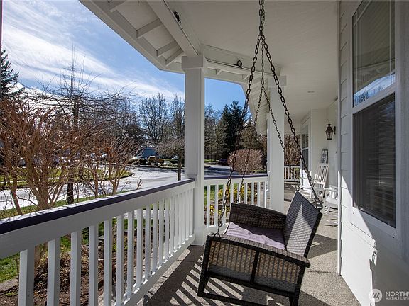 4th image of 2194 Forrest Place