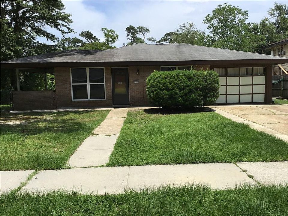 1st image of 2163 Park Dr