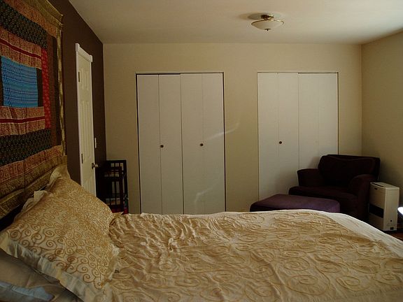 4th image of 237 Dome Rd