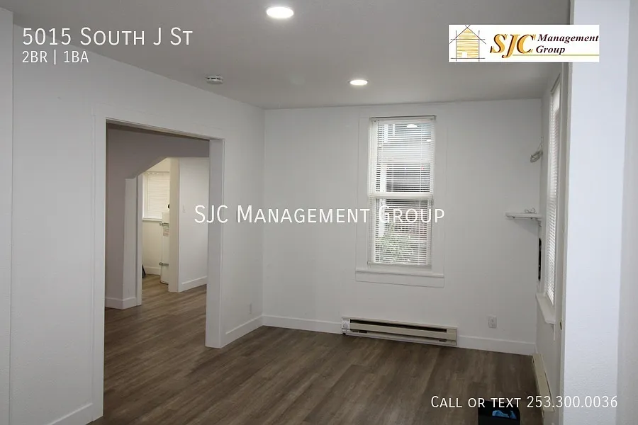 Two bedroom one bath home for rent in Tacoma — Photo 3