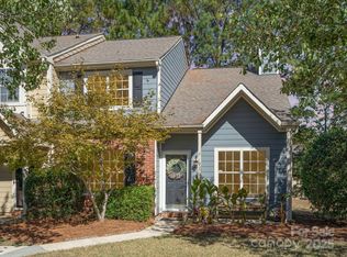 9117 Four Mile Creek Rd, Charlotte, NC 28277