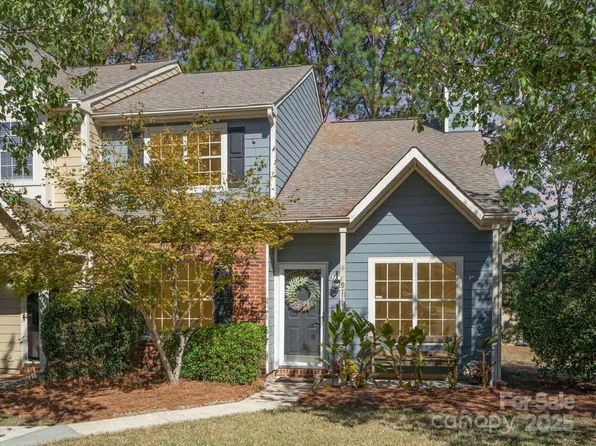 9117 Four Mile Creek Rd, Charlotte, NC 28277