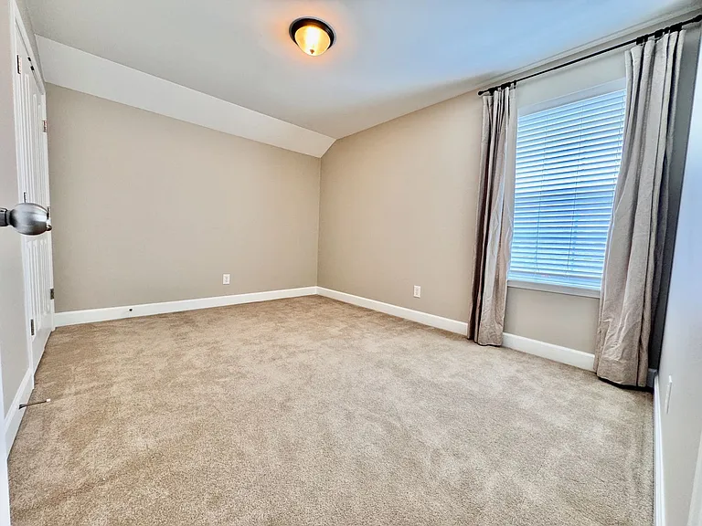 8412 Danbrook Dr — Photo 20
