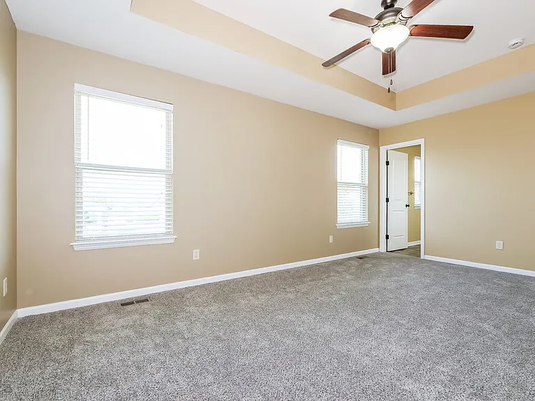 704 Fall Creek Cir — Photo 10