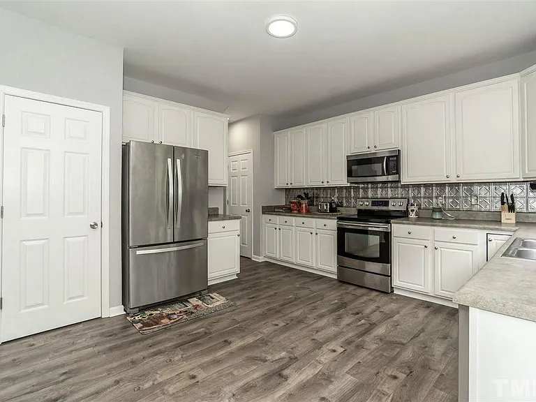 448 Texanna Way — Photo 12