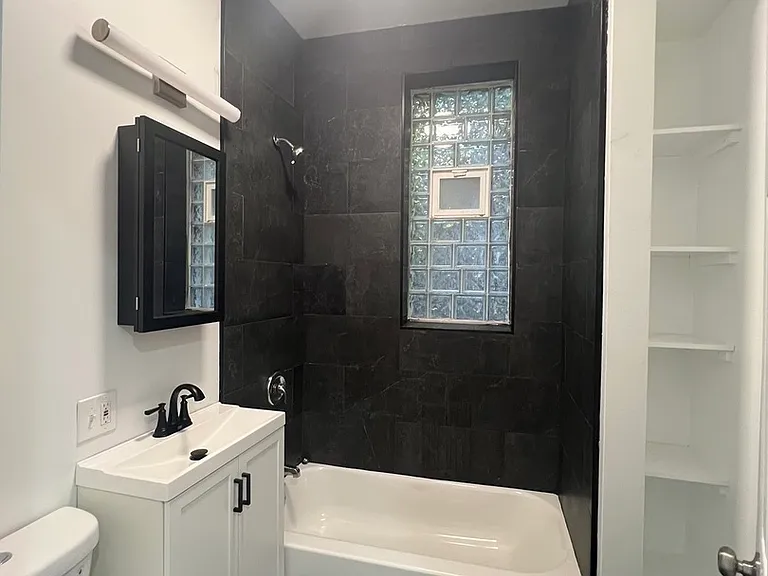 6151 S Langley Ave #1 — Photo 9