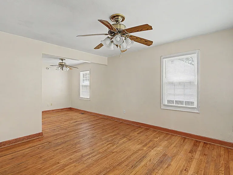 626 Sedgefield Dr — Photo 12
