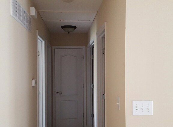 4th image of 312 Saint Cecelia Ct