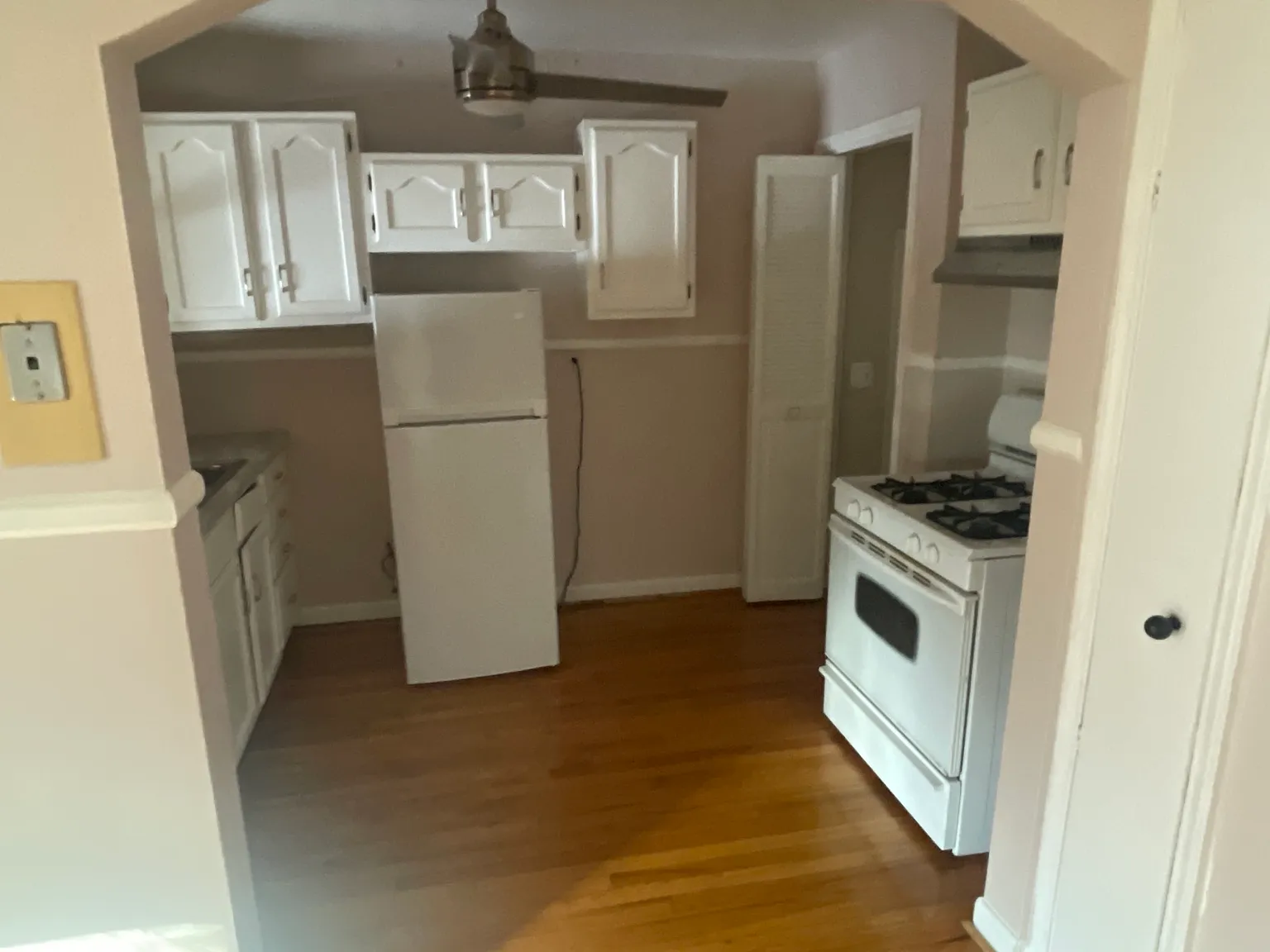 2 bed, 996 sqft, $1,400 — Photo 4