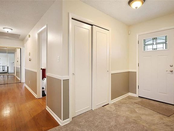 2nd image of 6202 Troup Ave