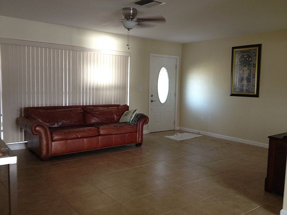 3rd image of 248 E Tarpon Blvd NW