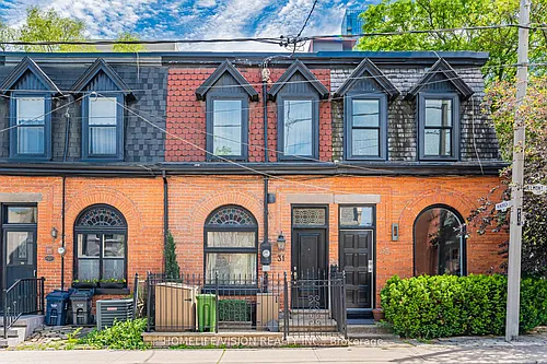 31 Belmont St Photo 1