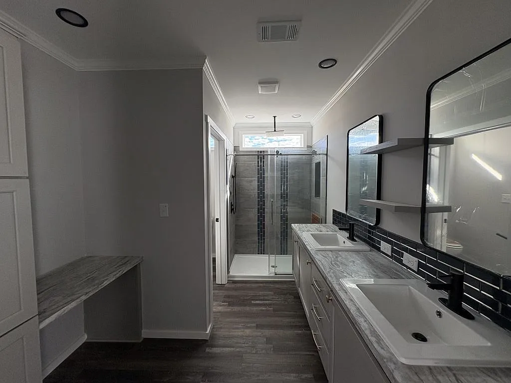 3 bed, 2.0 bath, 1460 sqft, $1,499 — Photo 3