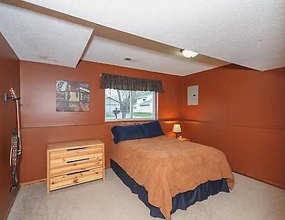 3rd image of 12364 Buchanan St NE