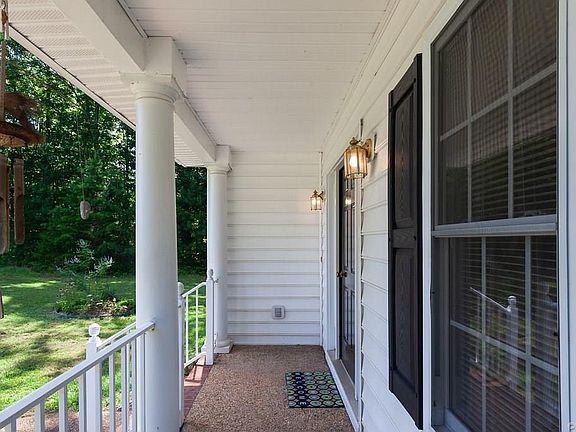5th image of 18256 Oxshire Ct