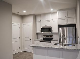 31760 W 83rd Cir, De Soto, KS 66018