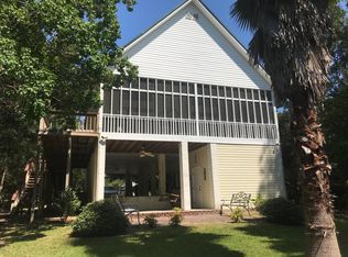 2525 Windward Dr, Gautier, MS 39553