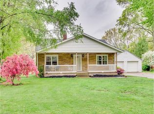 1128 Overton Dr, Akron, OH 44319