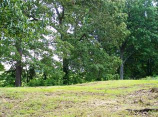 1355 Old Jackson Rd, Lexington, TN 38351