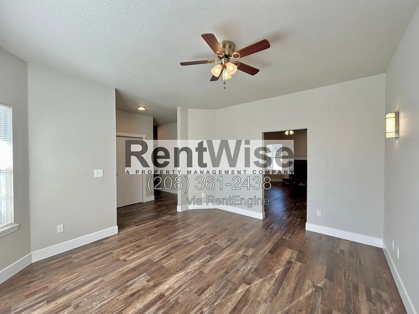 4 bed, 2.5 bath, 2095 sqft, $3,195 — Photo 3