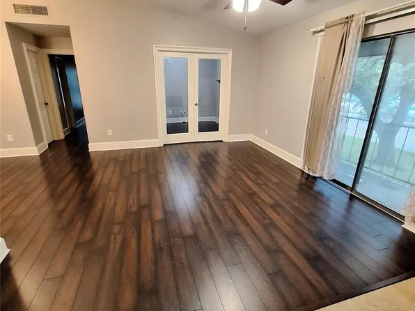 2425 Augusta Dr, Houston, TX