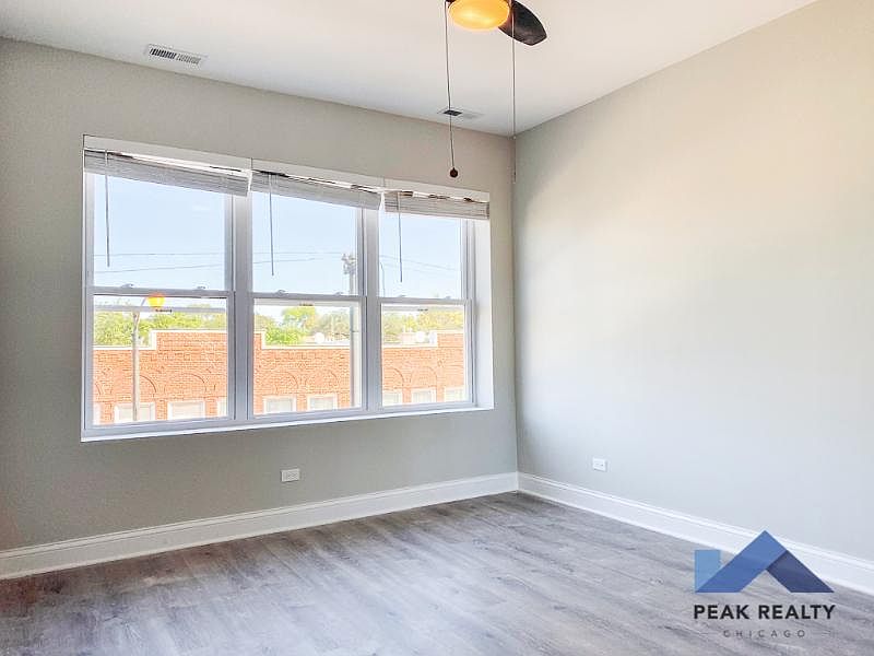 2nd image of 3108 N Milwaukee Ave APT 3W