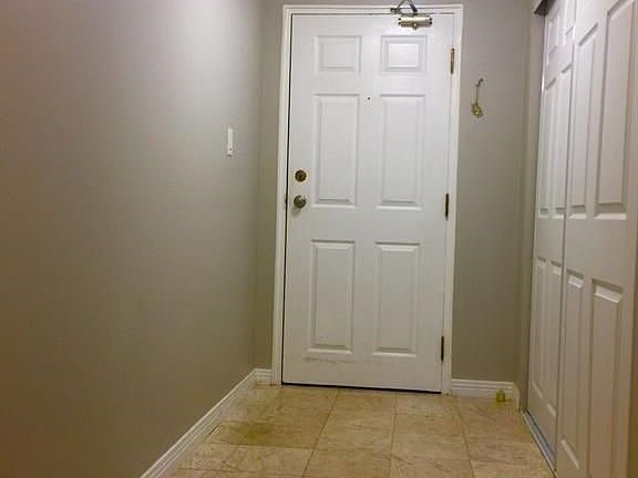 3rd image of 1905 Normandy St #203
