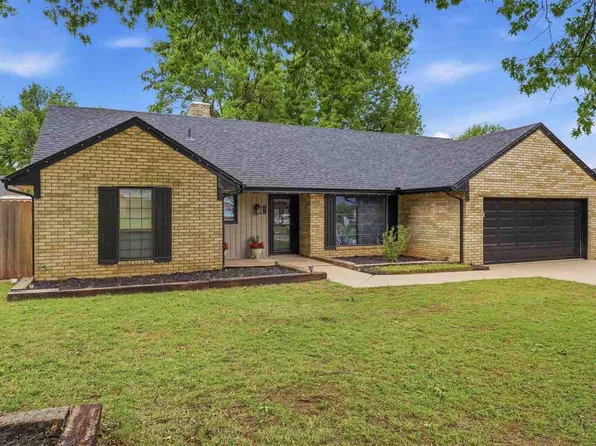 2514 Bluestem Rd, Ponca City, OK 74604