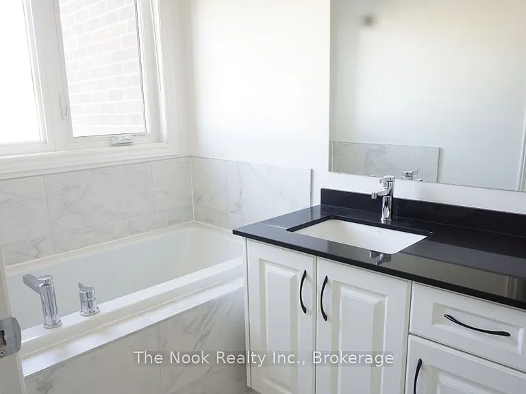 26 Louise Cres — Photo 14