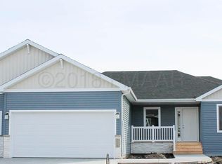 373 Carlsbad Ave, Mapleton, ND 58059