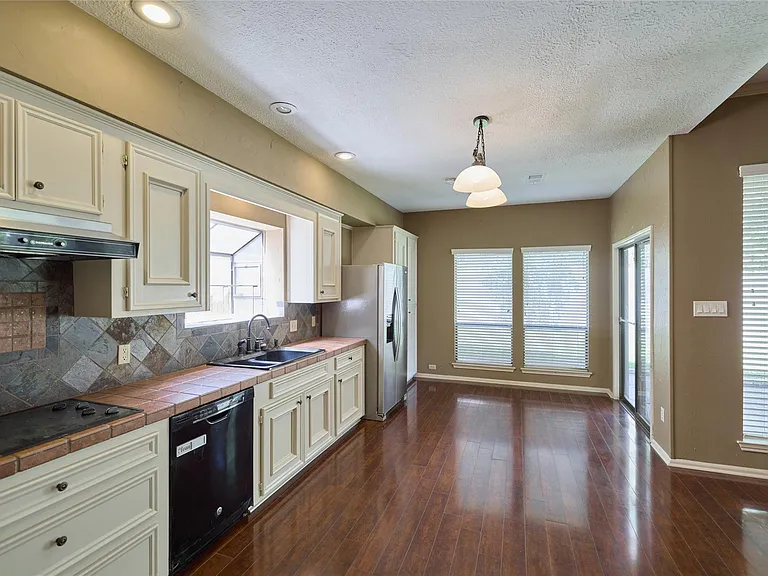 80 Rolling Hills Dr — Photo 20