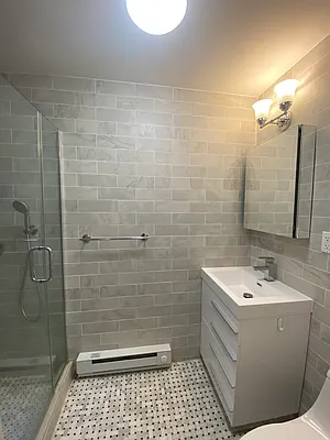 Rented by REAL New York | media 14