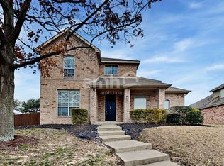 7001 Bickers Dr, Rowlett, TX 75089