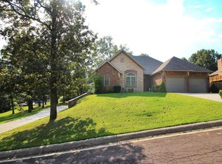 120 Rosebud Ct, Forsyth, MO 65653