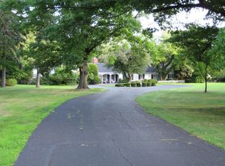 4660 Wolf Rd, Erie, PA 16505