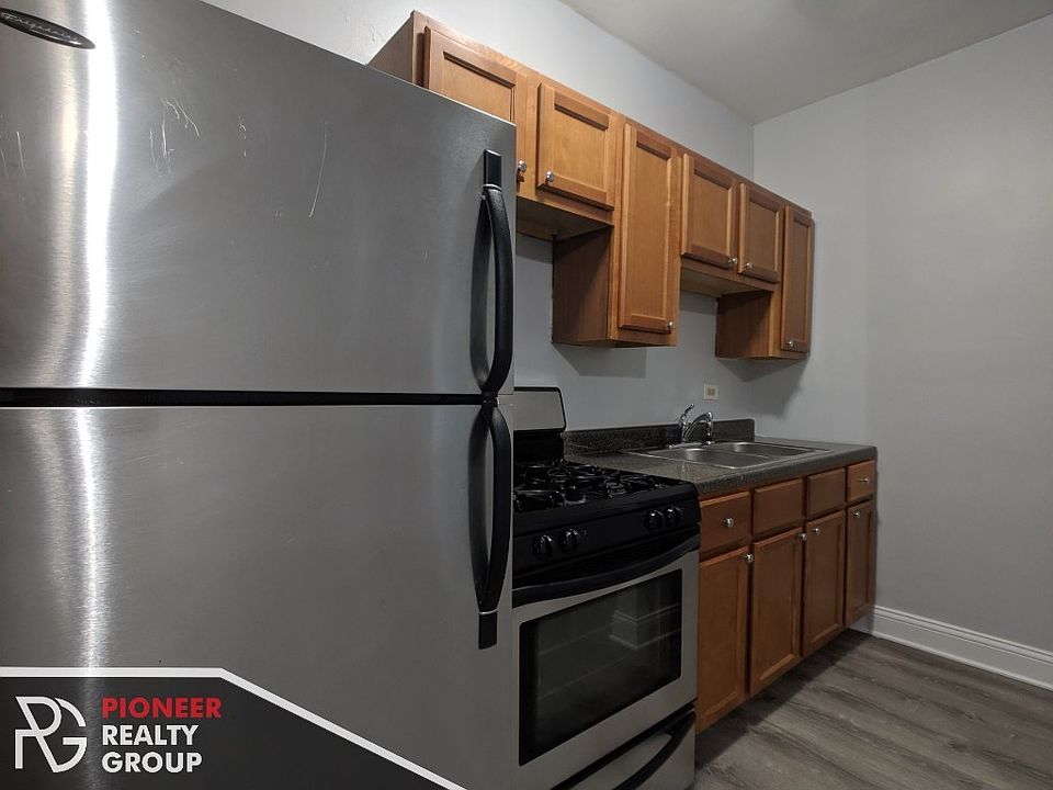 1st image of 5860 N Kenmore Ave #5860612